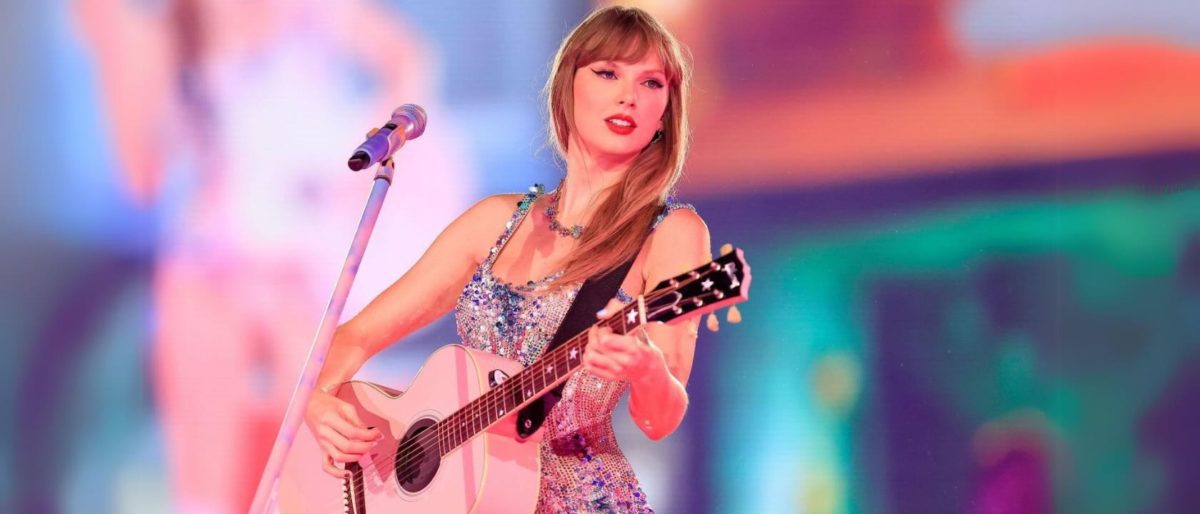 Taylor Swift on Stage