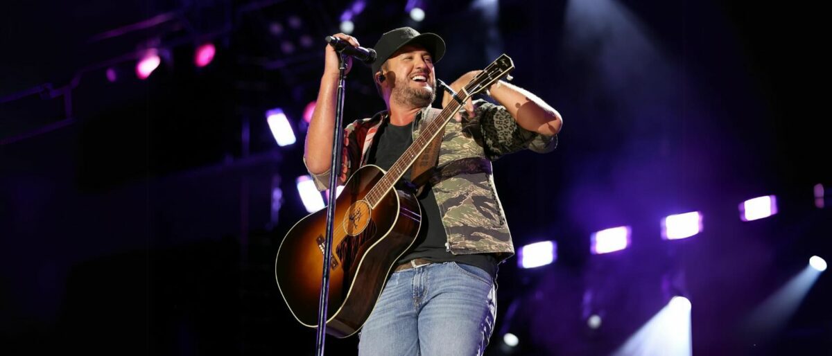 Luke Bryan on Stage
