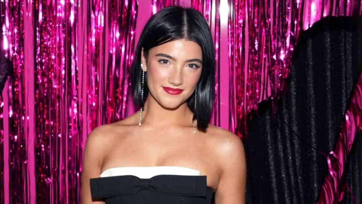 Charli D’Amelio Takes the Stage in & Juliet on Broadway!