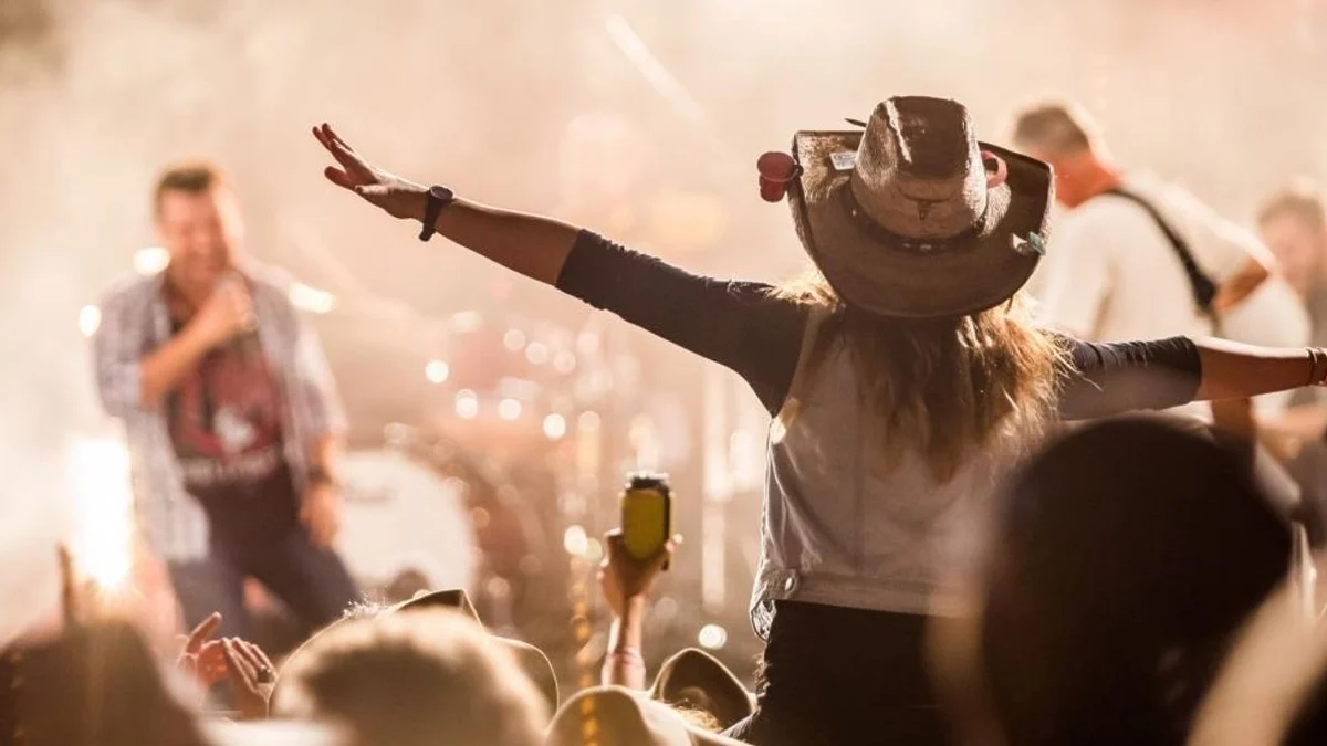 Best Country Concert Tours