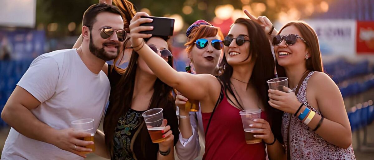 Make a Fun Itinerary Around the Show